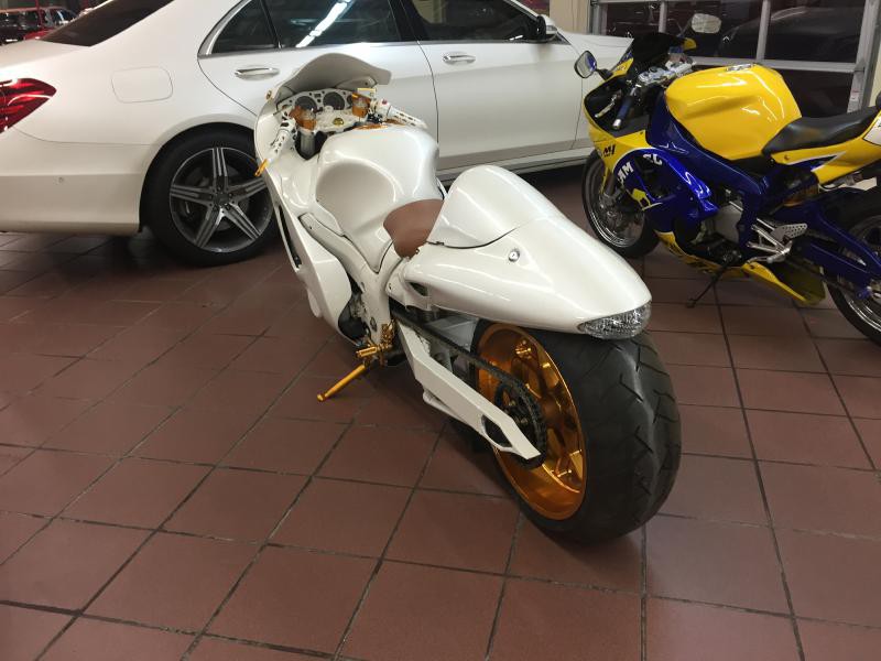 2001 Suzuki Hayabusa Image 8