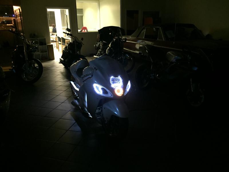 2001 Suzuki Hayabusa Image 12