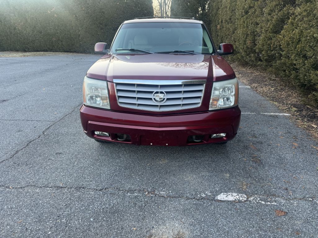 2002 Cadillac Escalade Image 3