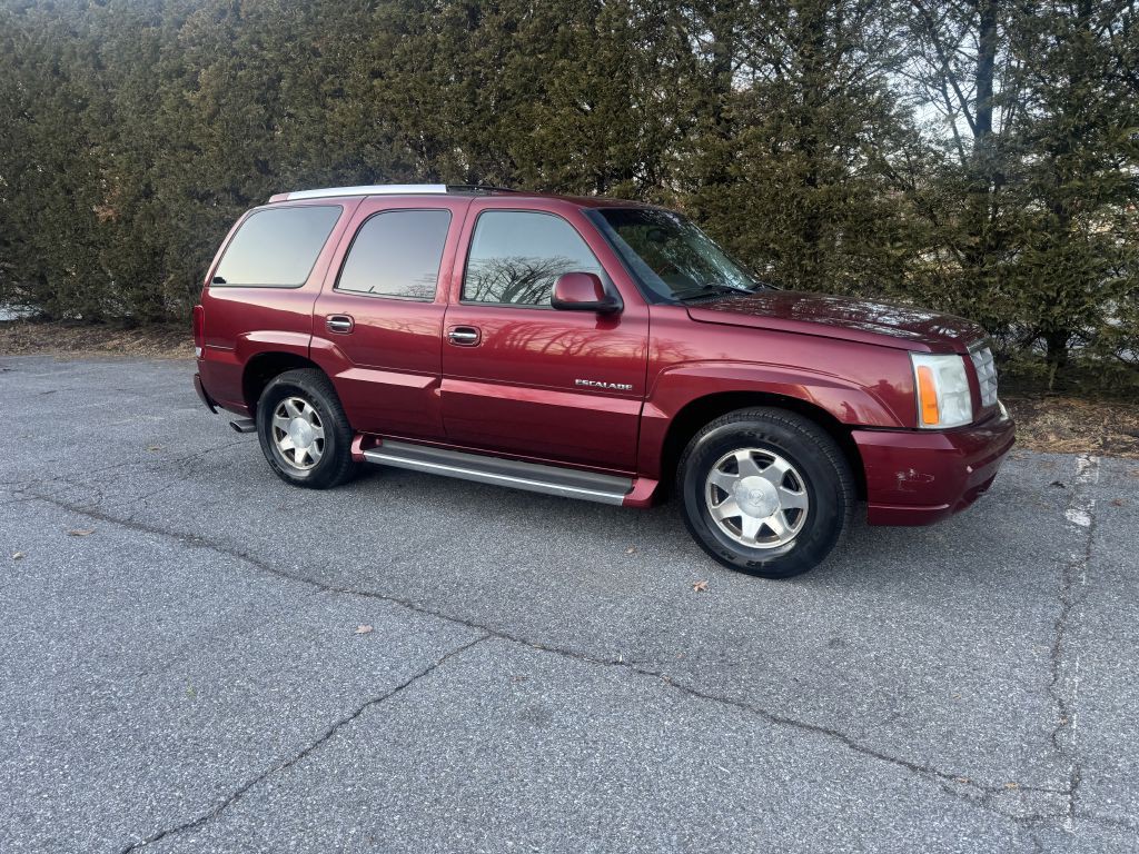 2002 Cadillac Escalade Image 4