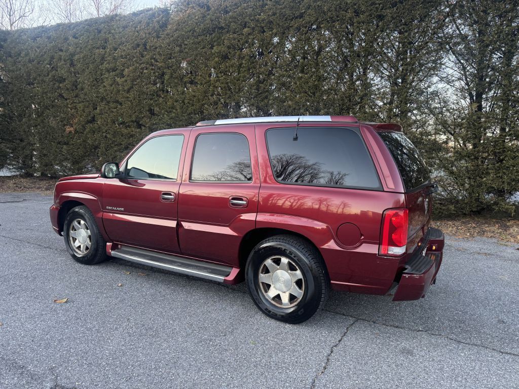 2002 Cadillac Escalade Image 16