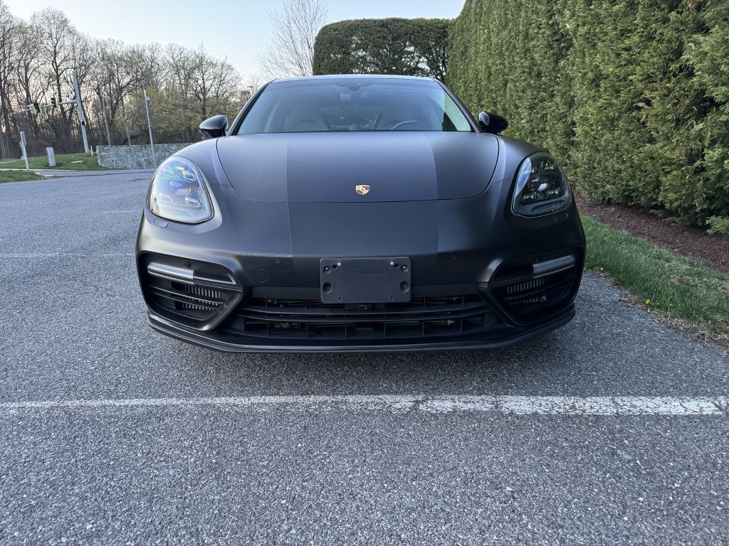 2018 Porsche Panamera Image 4