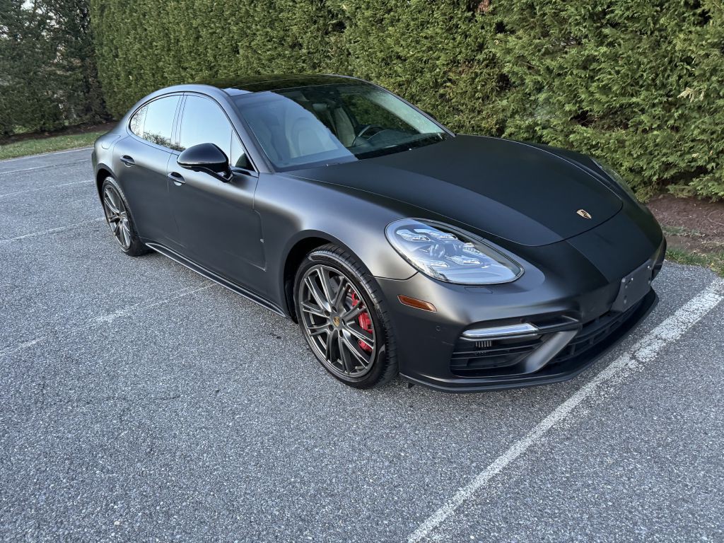 2018 Porsche Panamera Image 6