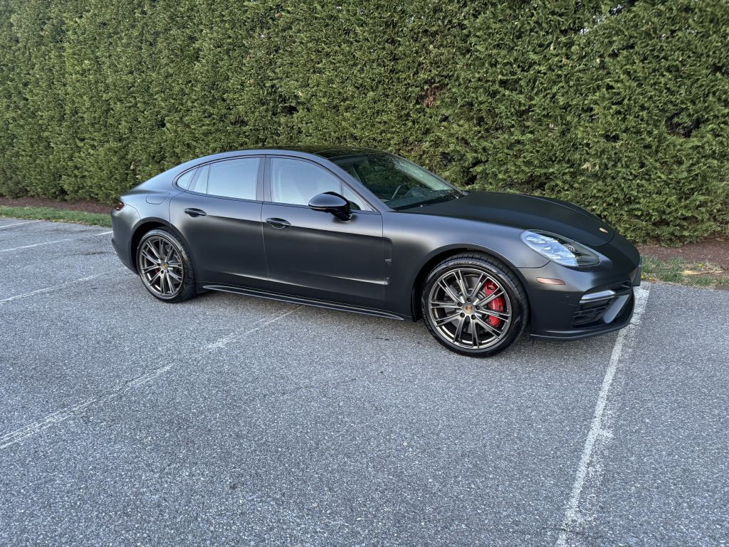 2018 Porsche Panamera Image 8