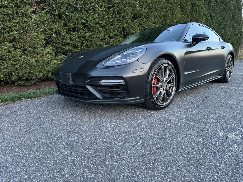 2018 Porsche Panamera Image 39