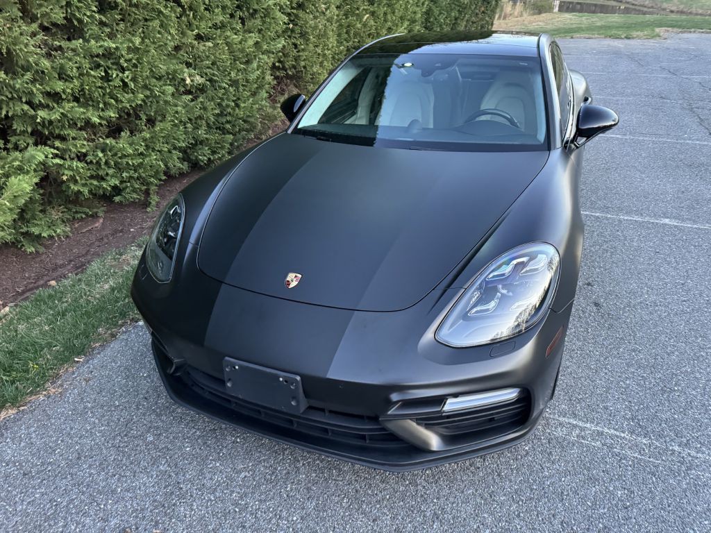 2018 Porsche Panamera Image 42