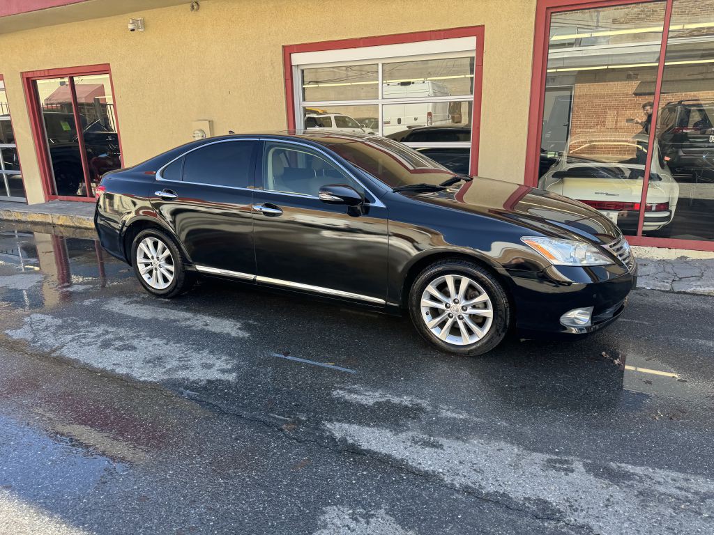 2012 Lexus ES Image 8