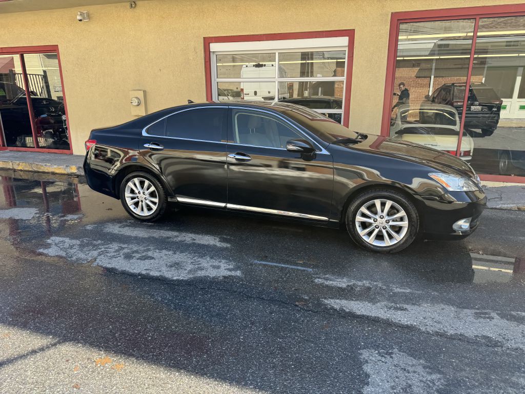 2012 Lexus ES Image 9