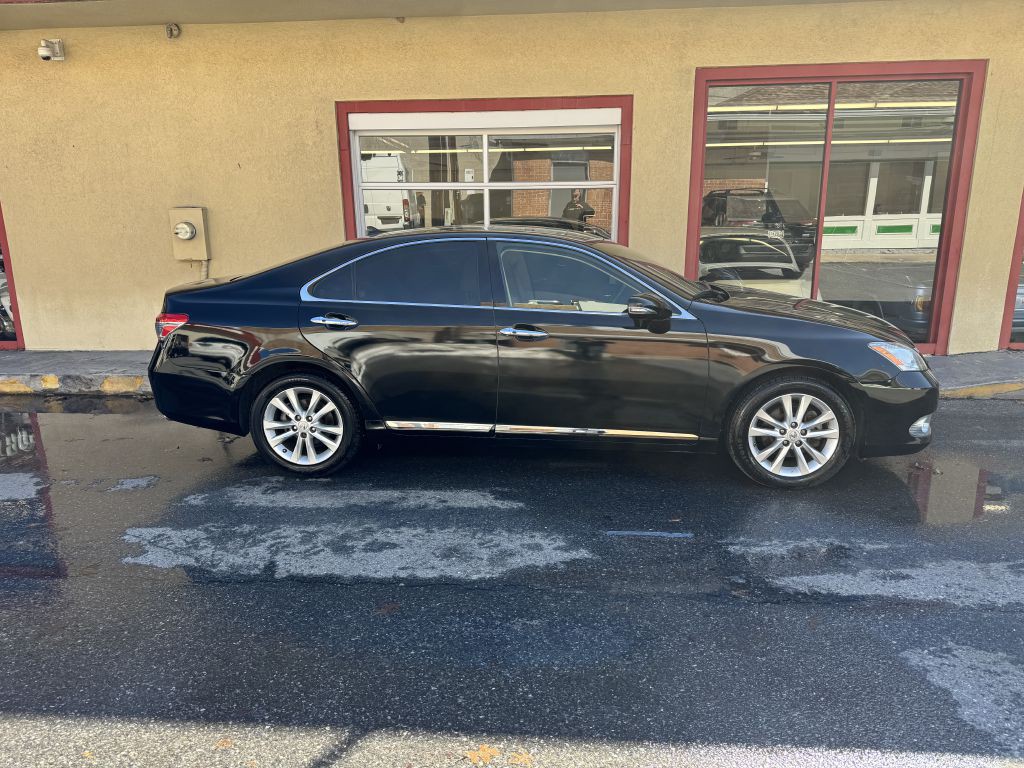 2012 Lexus ES Image 11