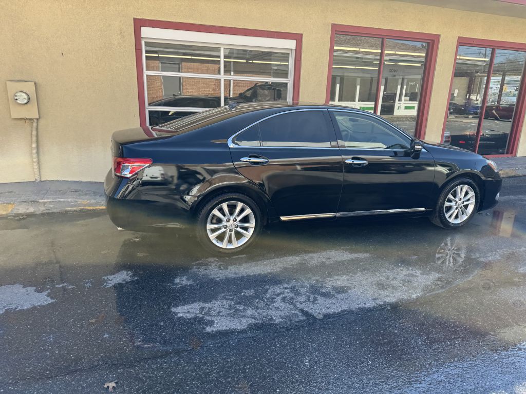 2012 Lexus ES Image 15