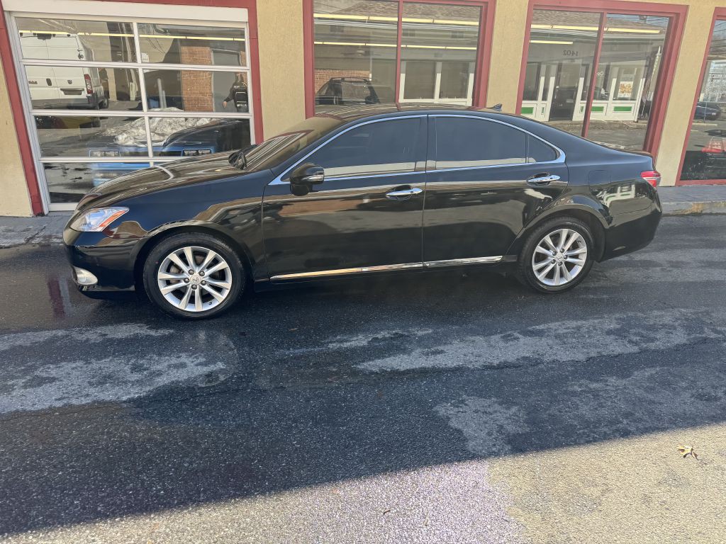 2012 Lexus ES Image 35