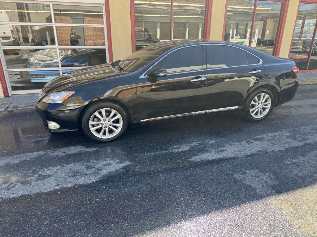 2012 Lexus ES Image 36