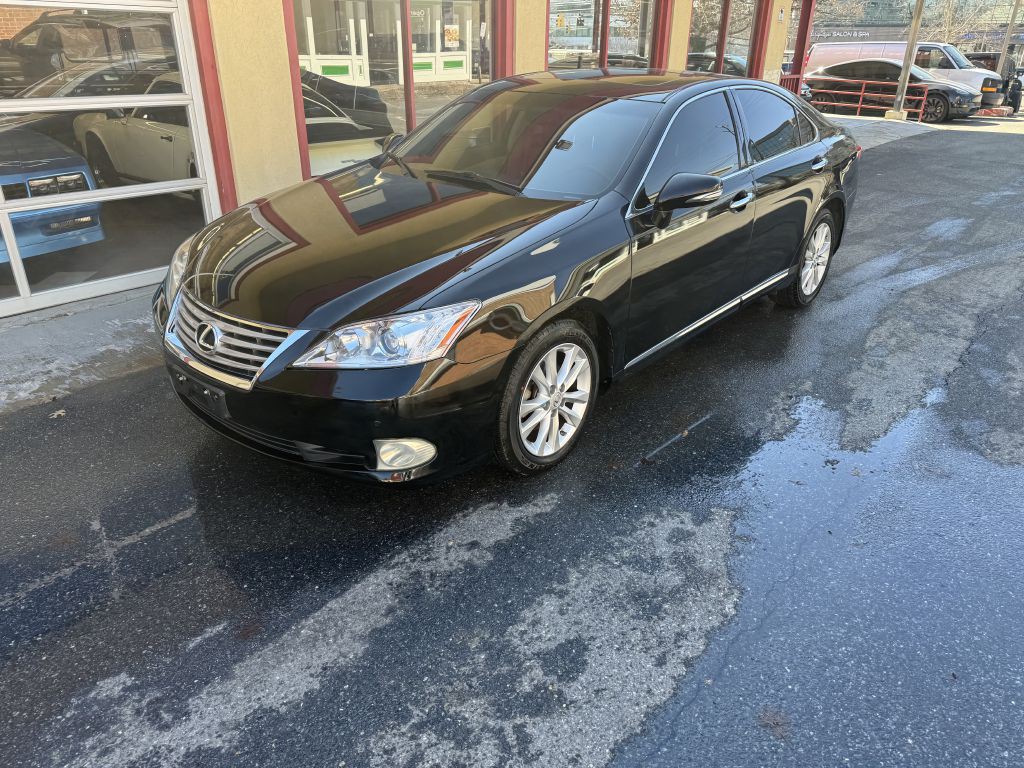 2012 Lexus ES Image 40