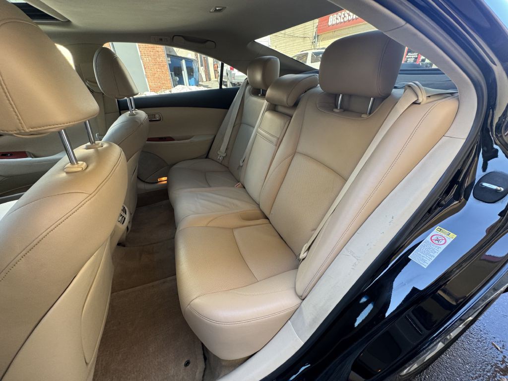 2012 Lexus ES Image 55