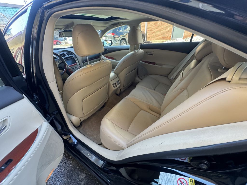 2012 Lexus ES Image 57