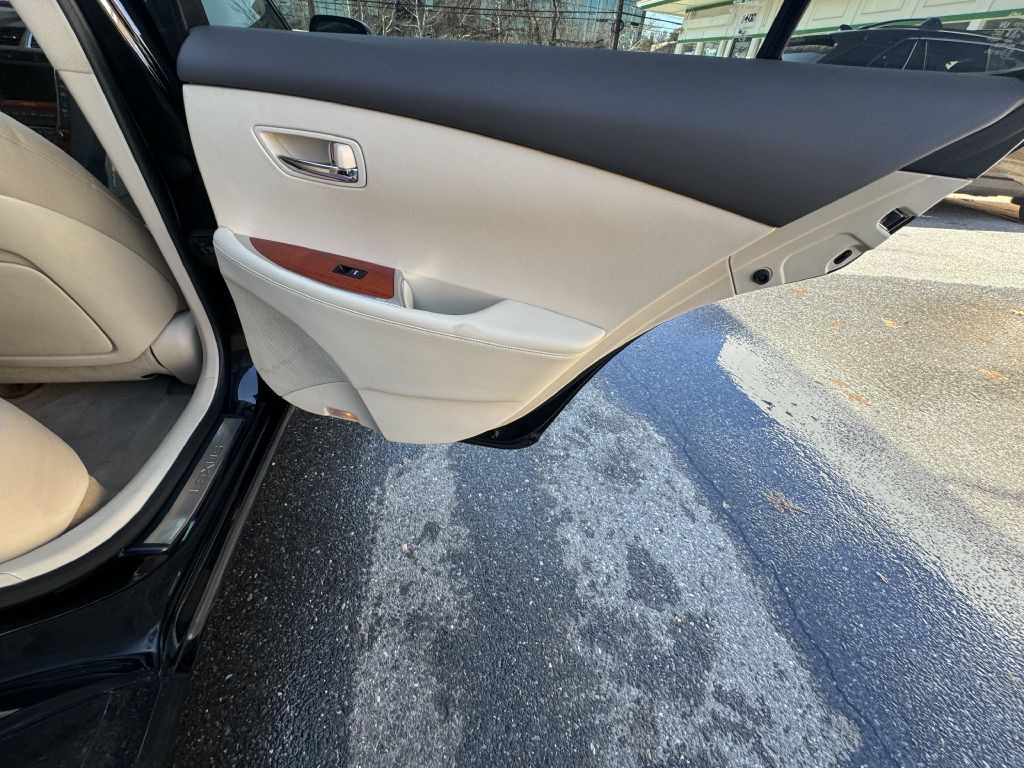 2012 Lexus ES Image 63