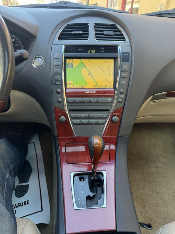 2012 Lexus ES Image 74