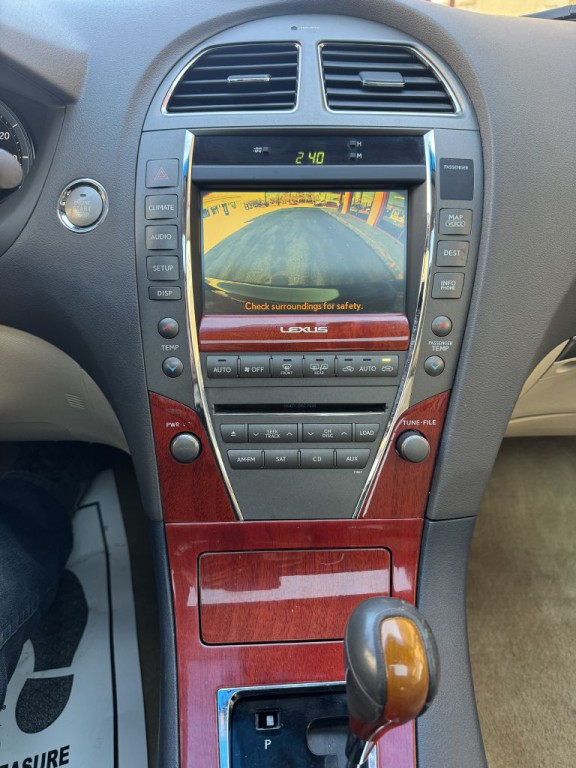 2012 Lexus ES Image 75