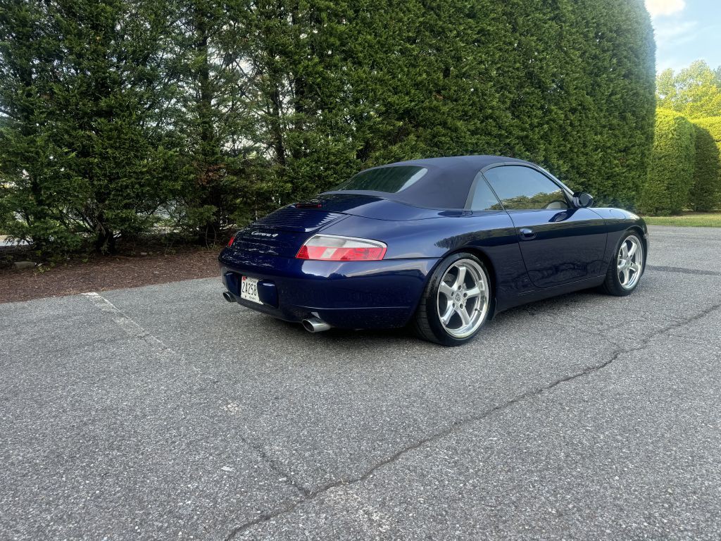 2001 Porsche 911 Image 15