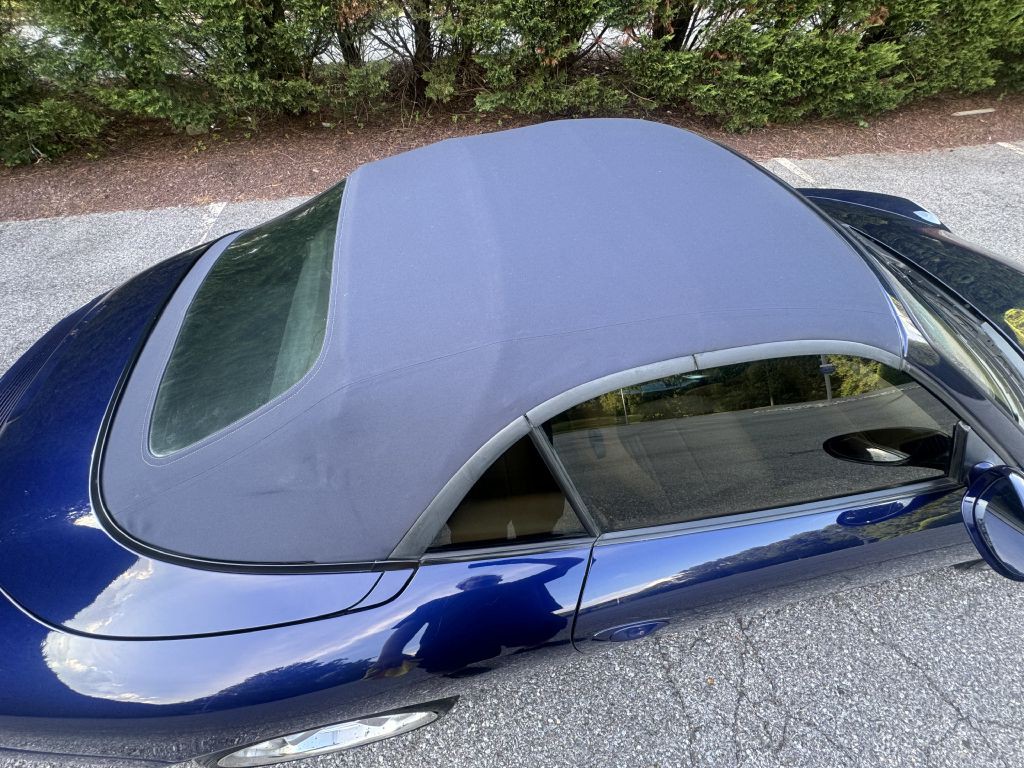 2001 Porsche 911 Image 25