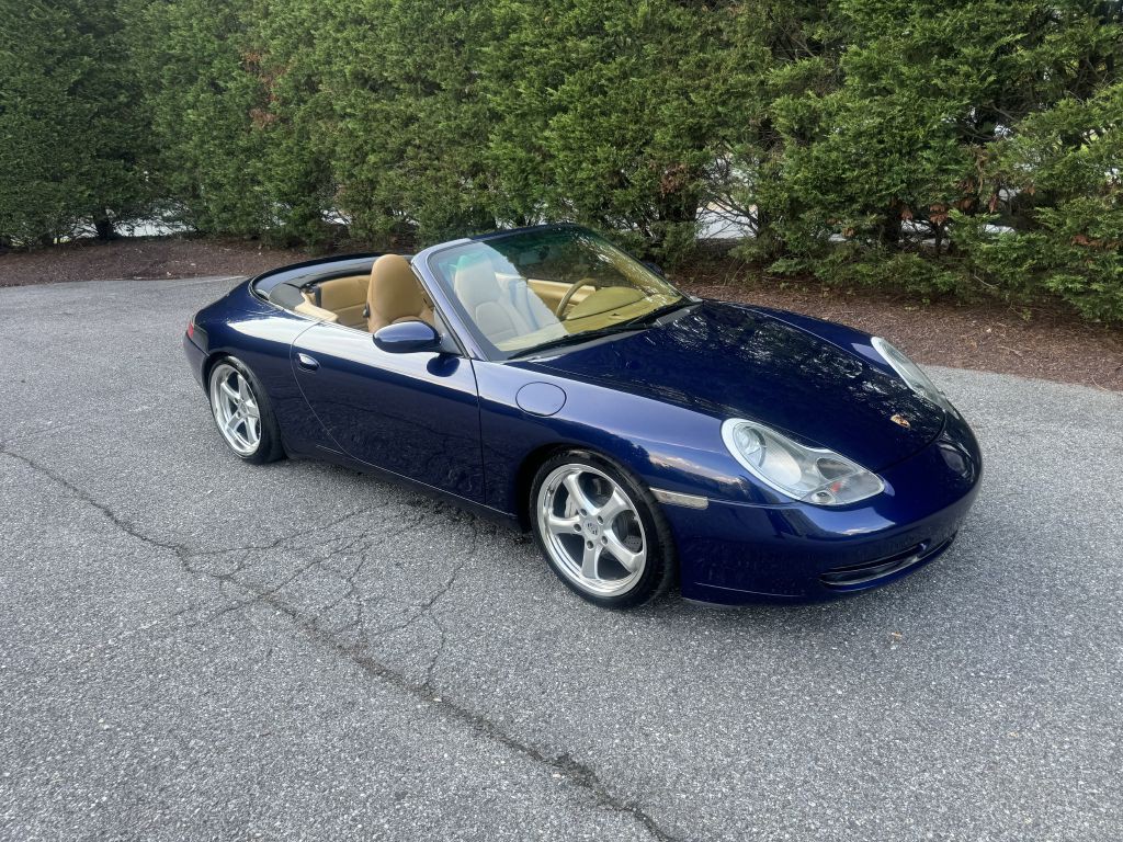 2001 Porsche 911 Image 32