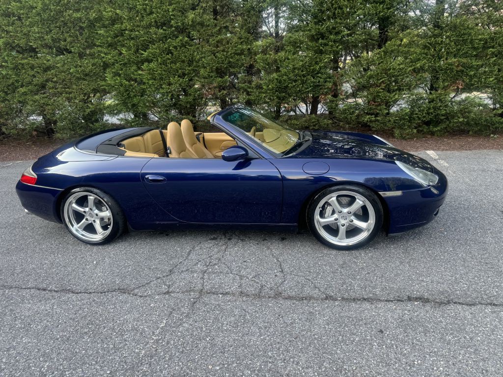 2001 Porsche 911 Image 35