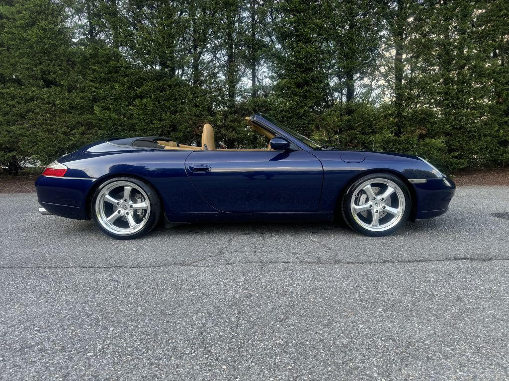 2001 Porsche 911 Image 37
