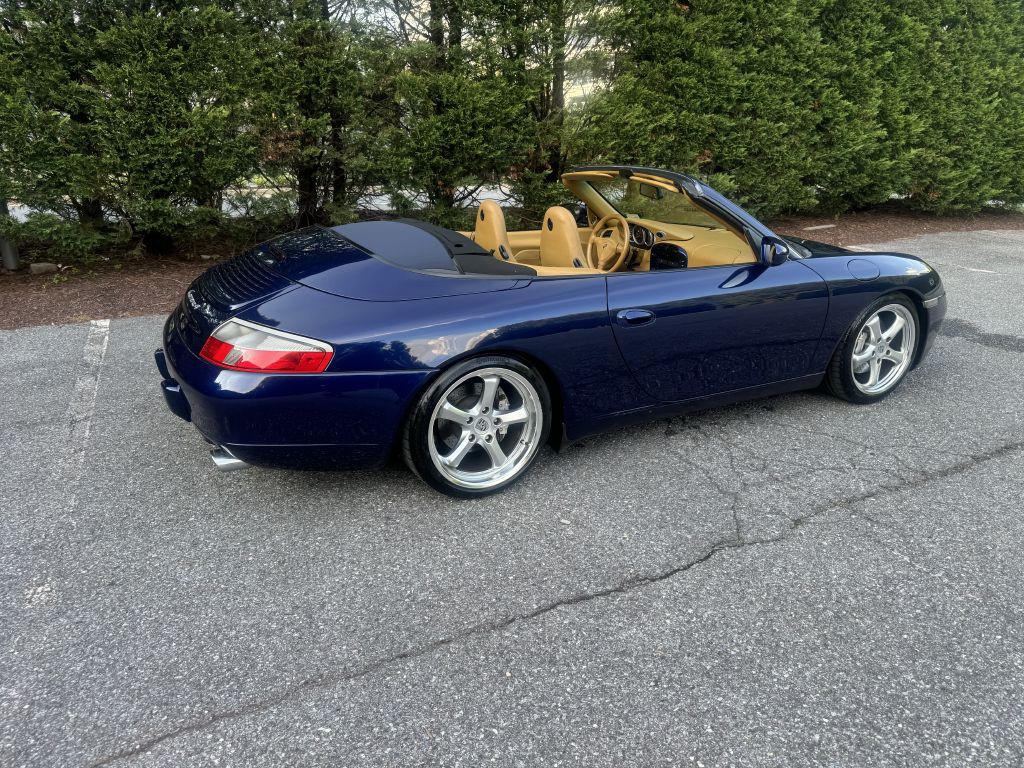 2001 Porsche 911 Image 41