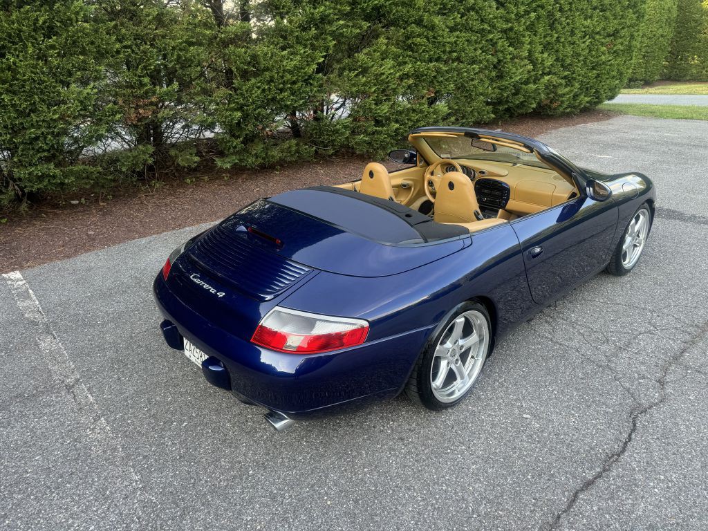2001 Porsche 911 Image 44