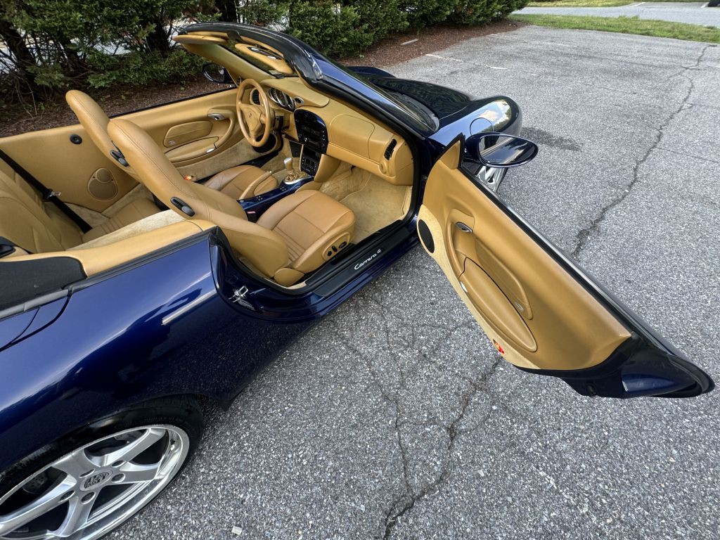 2001 Porsche 911 Image 55