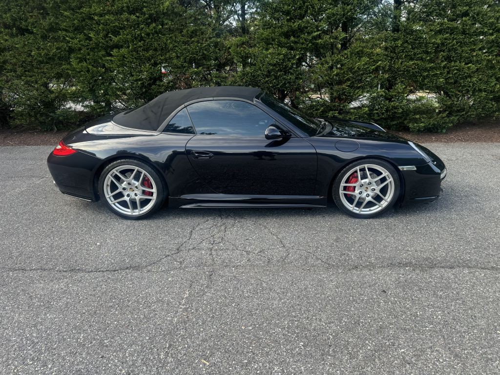 2011 Porsche 911 Image 10