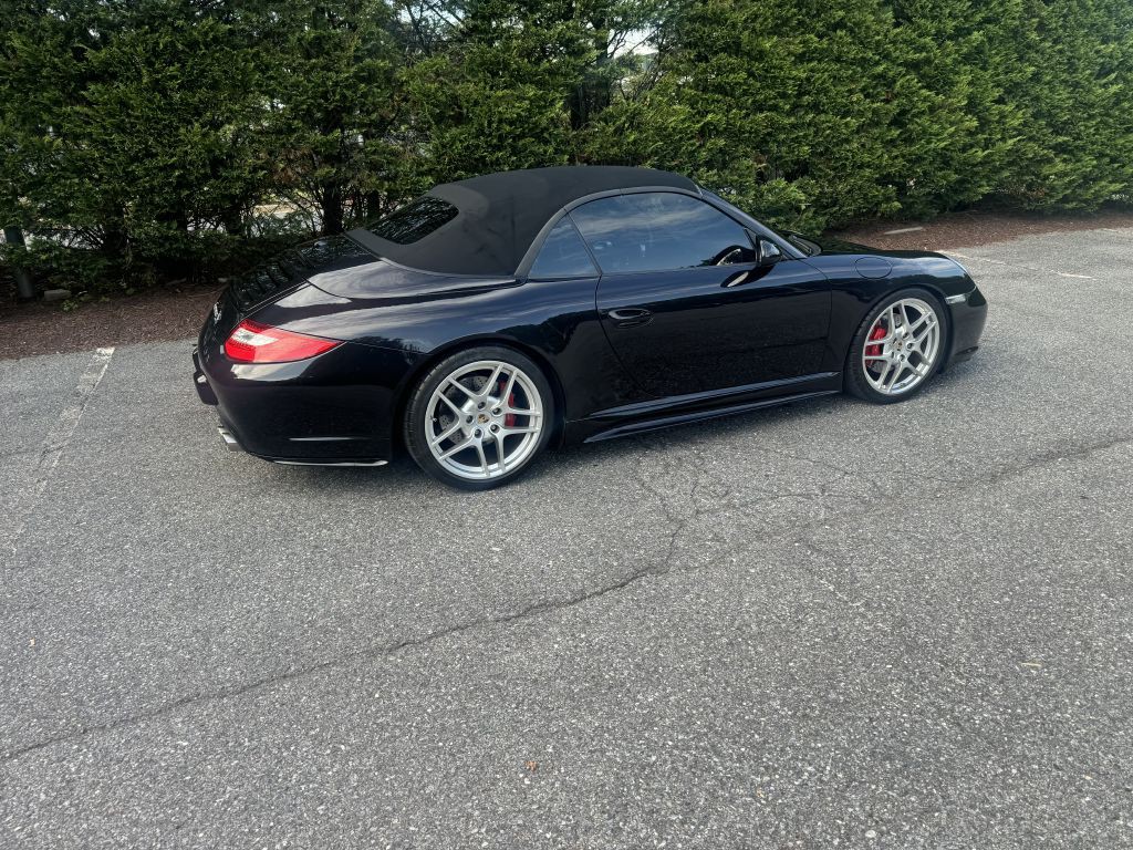 2011 Porsche 911 Image 12