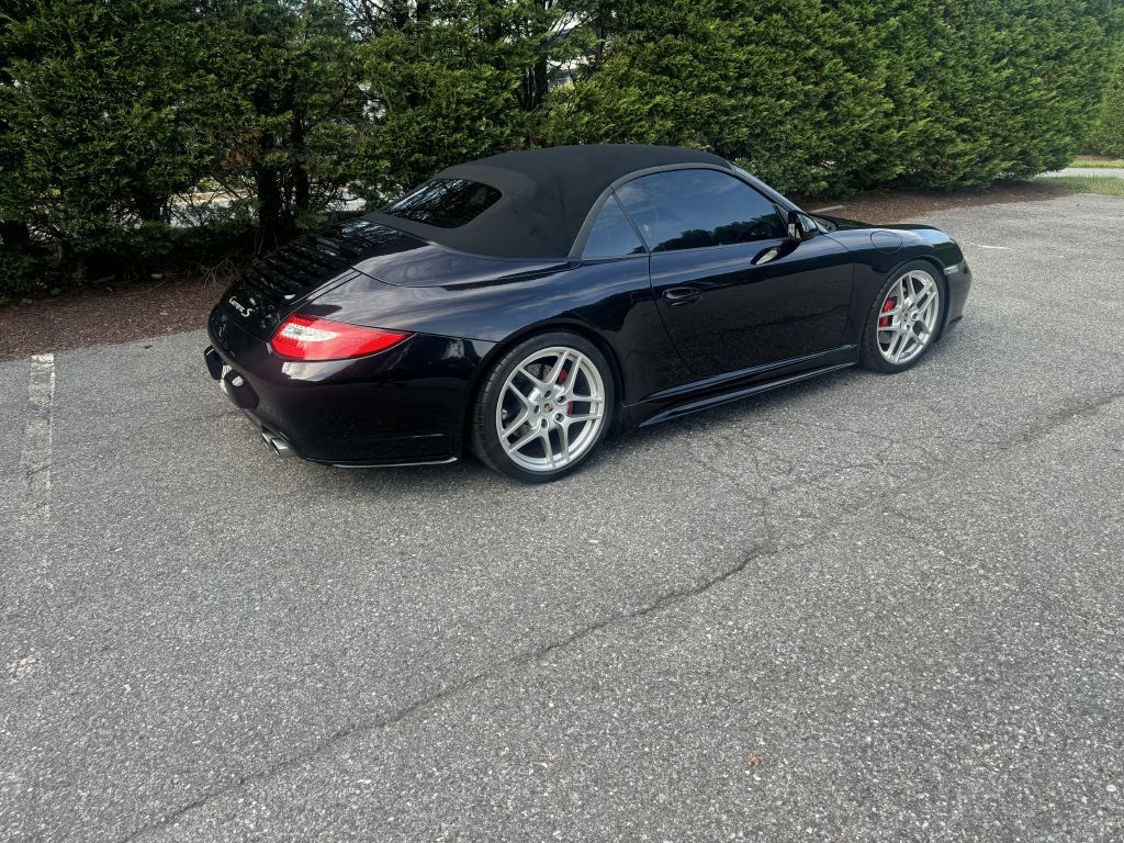 2011 Porsche 911 Image 13
