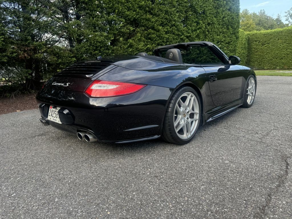 2011 Porsche 911 Image 42