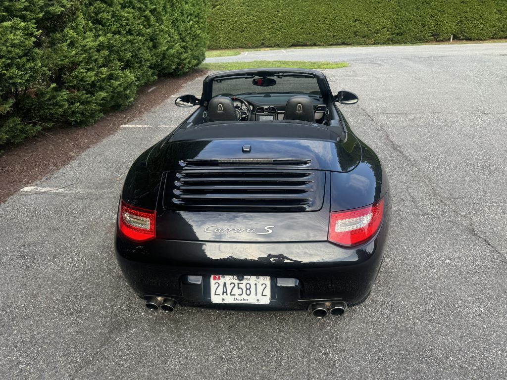 2011 Porsche 911 Image 46