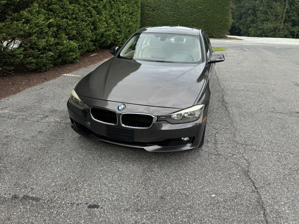 2013 BMW 3 Series Image 30
