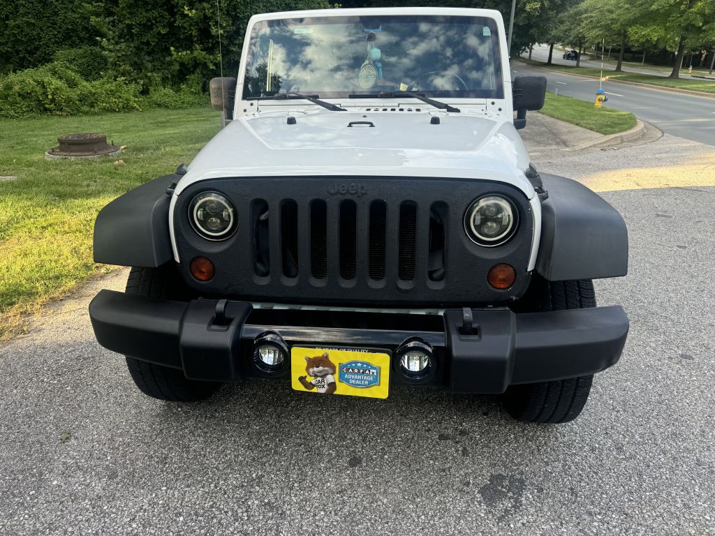 2010 Jeep Wrangler Image 2