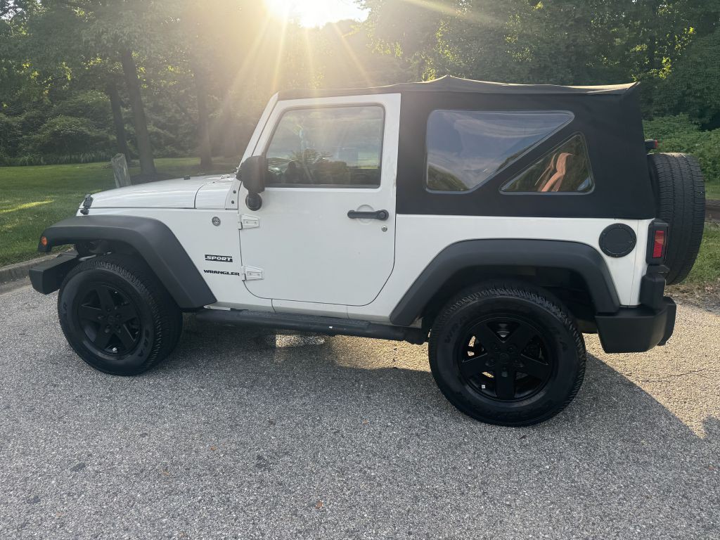 2010 Jeep Wrangler Image 5