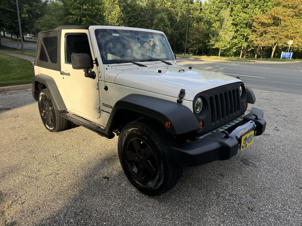 2010 Jeep Wrangler Image 12