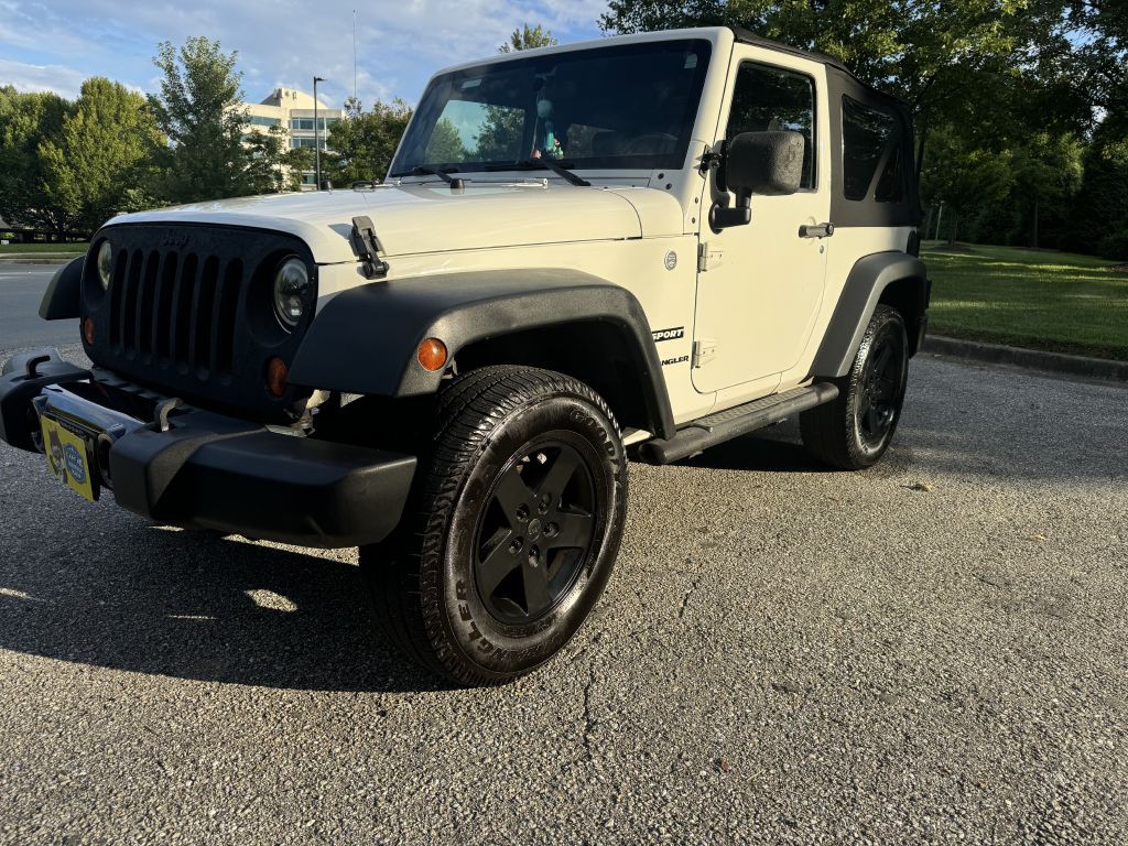 2010 Jeep Wrangler Image 23