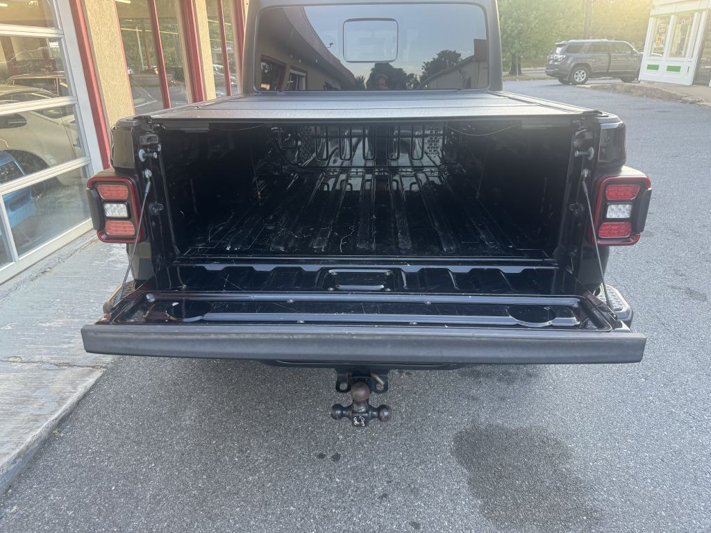 2021 Jeep Gladiator Image 15