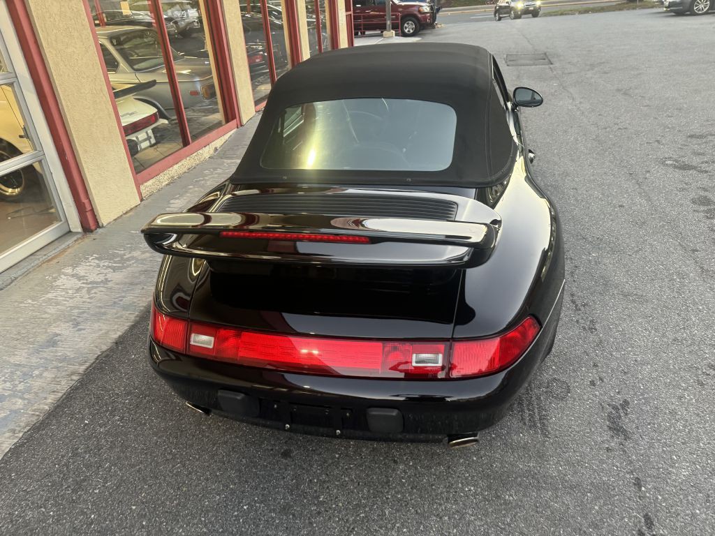 1998 Porsche 911 Image 16