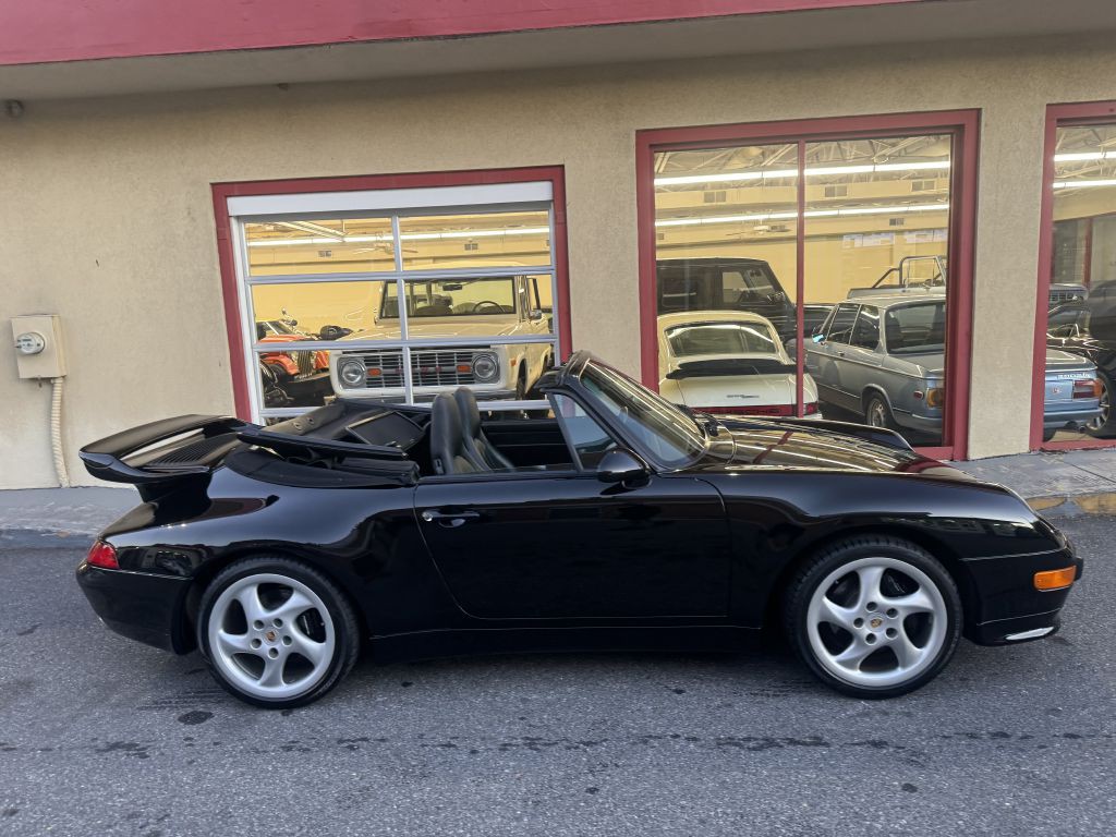 1998 Porsche 911 Image 31