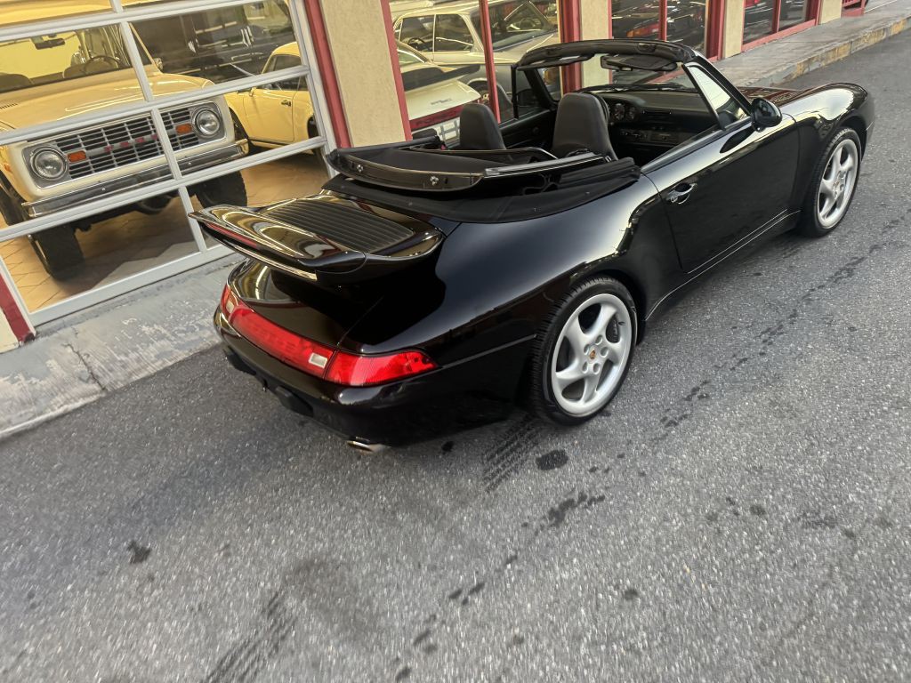 1998 Porsche 911 Image 36