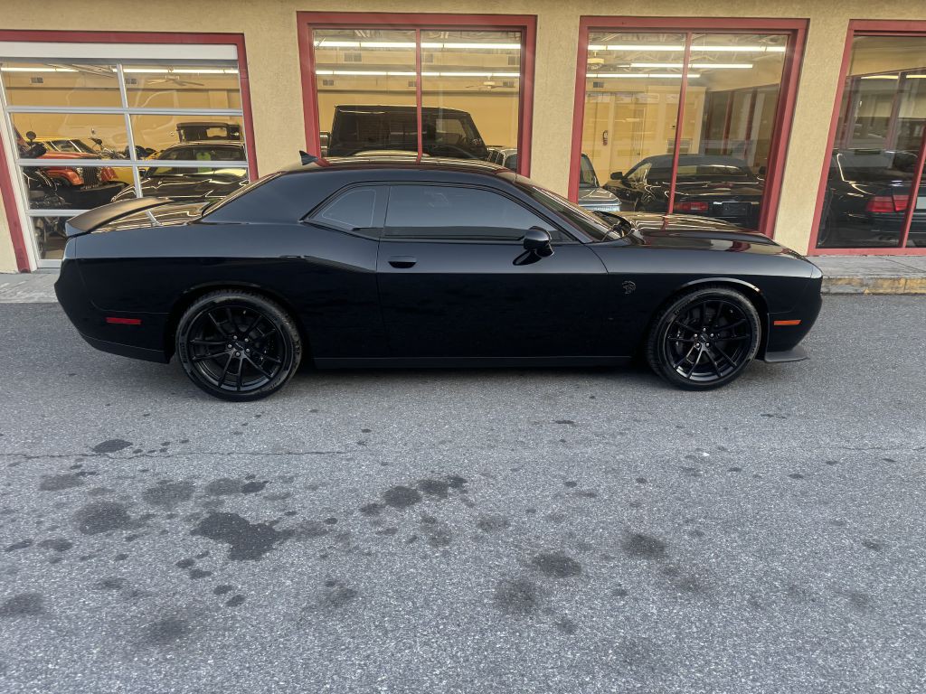 2023 Dodge Challenger Image 13