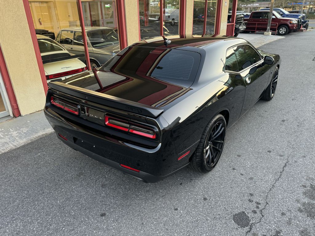 2023 Dodge Challenger Image 19