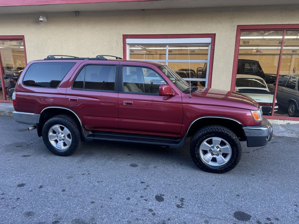 1999 Toyota 4Runner Image 8