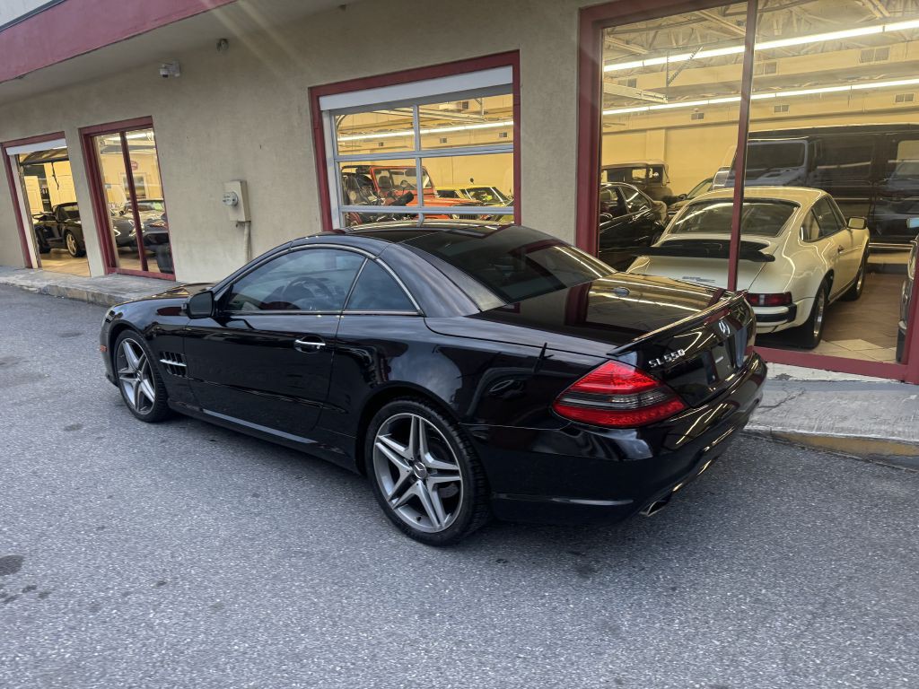 2009 Mercedes-Benz SL-Class Image 18