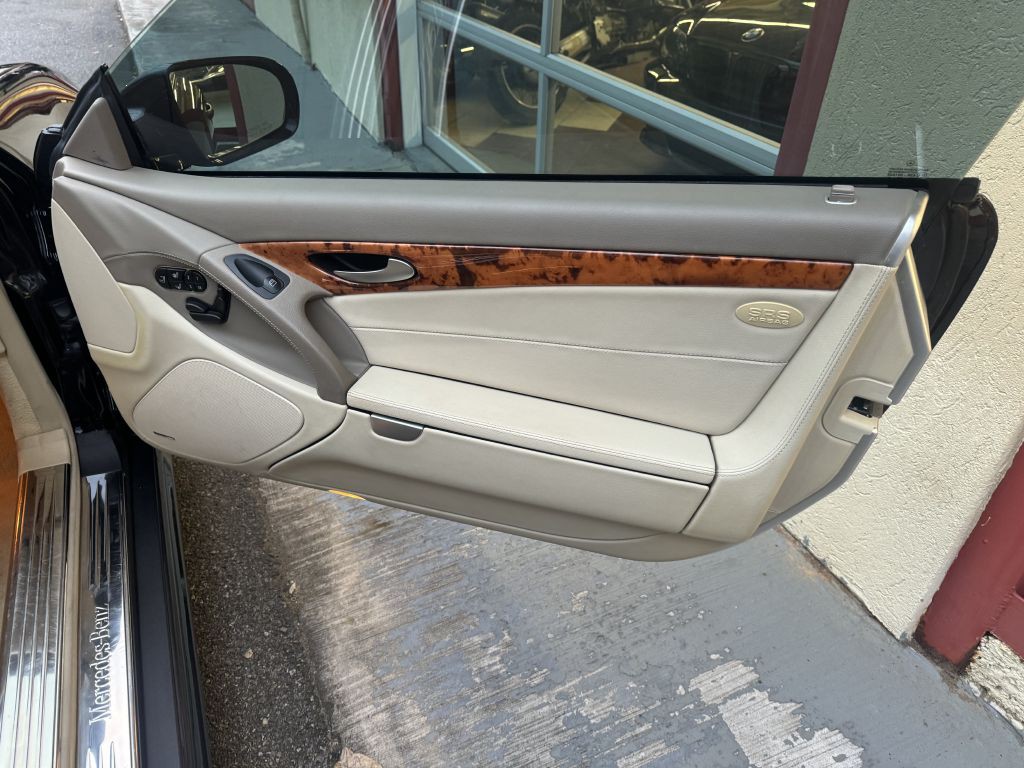 2009 Mercedes-Benz SL-Class Image 29