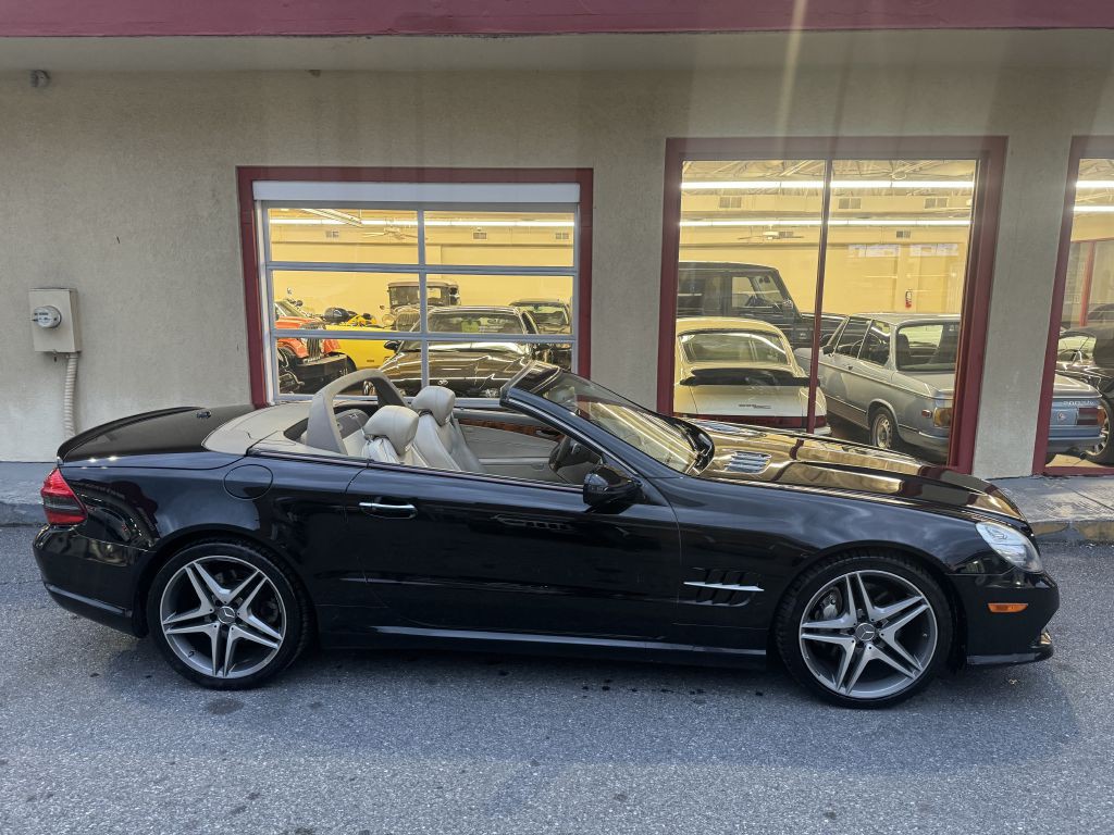 2009 Mercedes-Benz SL-Class Image 61
